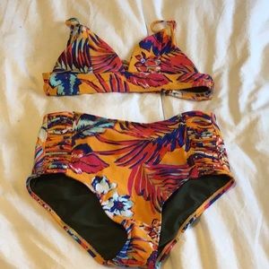Tropical highwasted bikini set